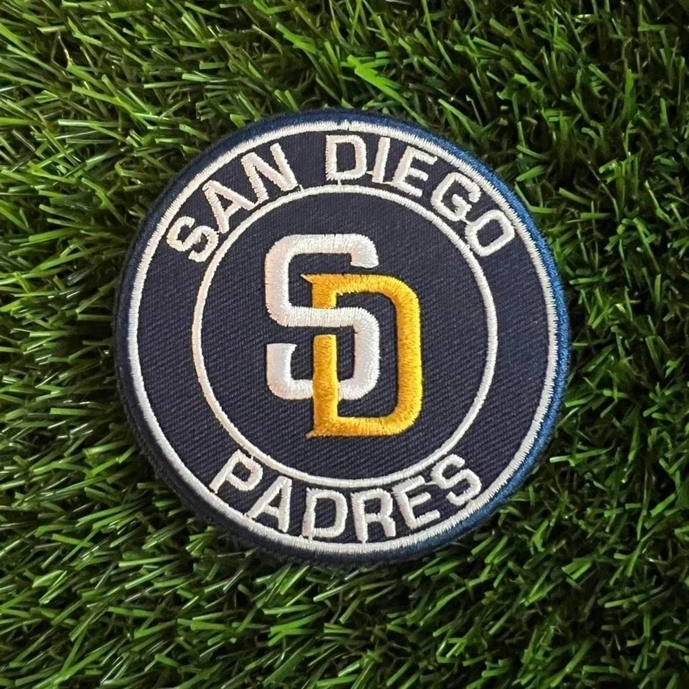 Padres patch - Picture 1 of 3